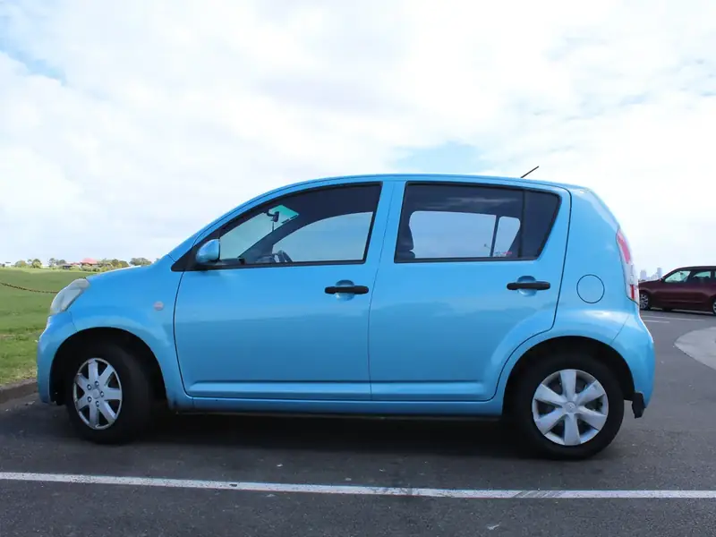 Daihatsu Sirion de 2006