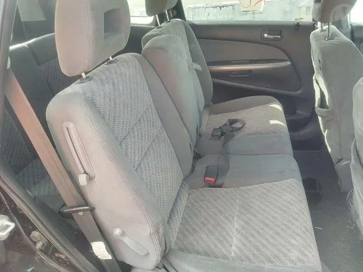 Honda Stream, foto 4 de 5